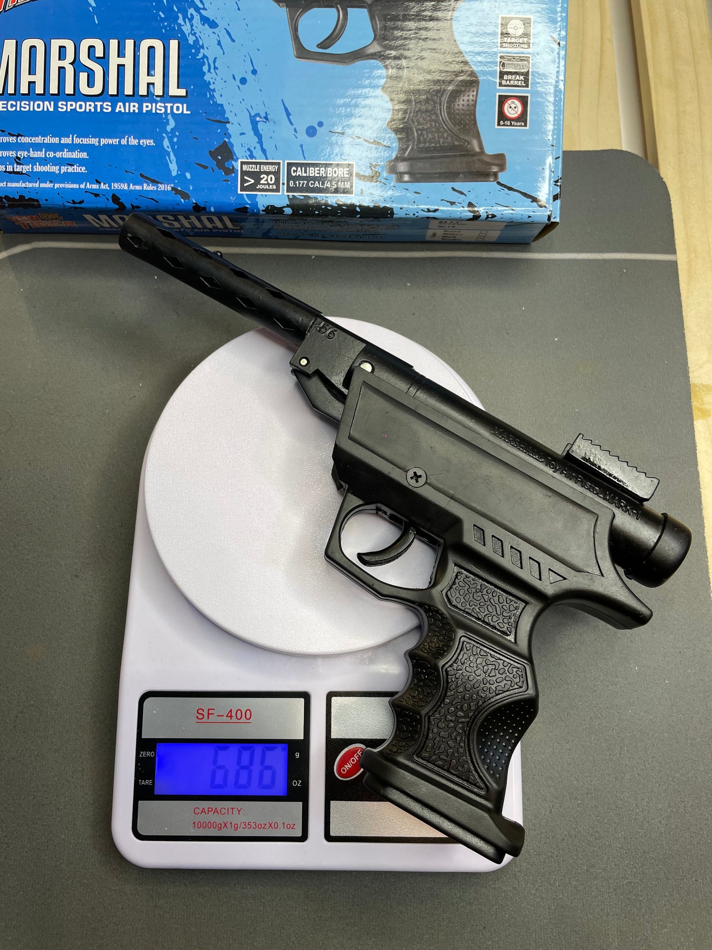 Marshal airgun (unbreakable RECOMMENDED )