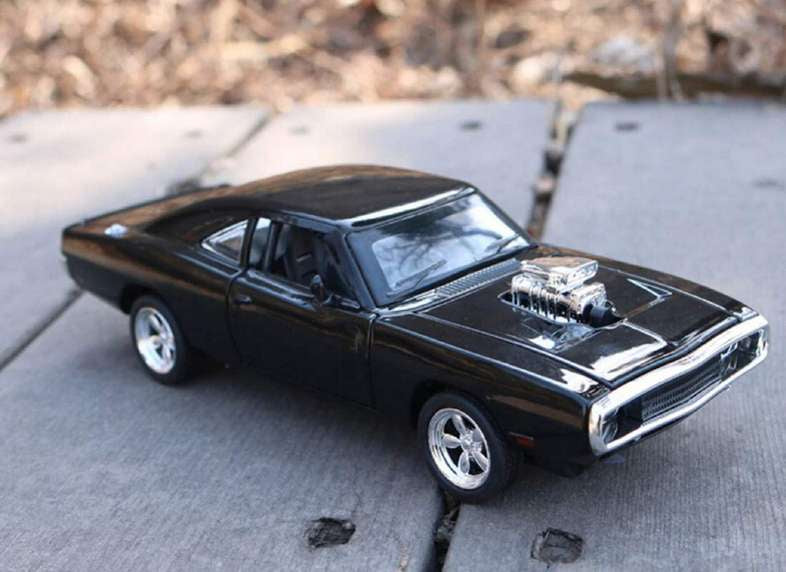 Dodge charger die cast (1:24)