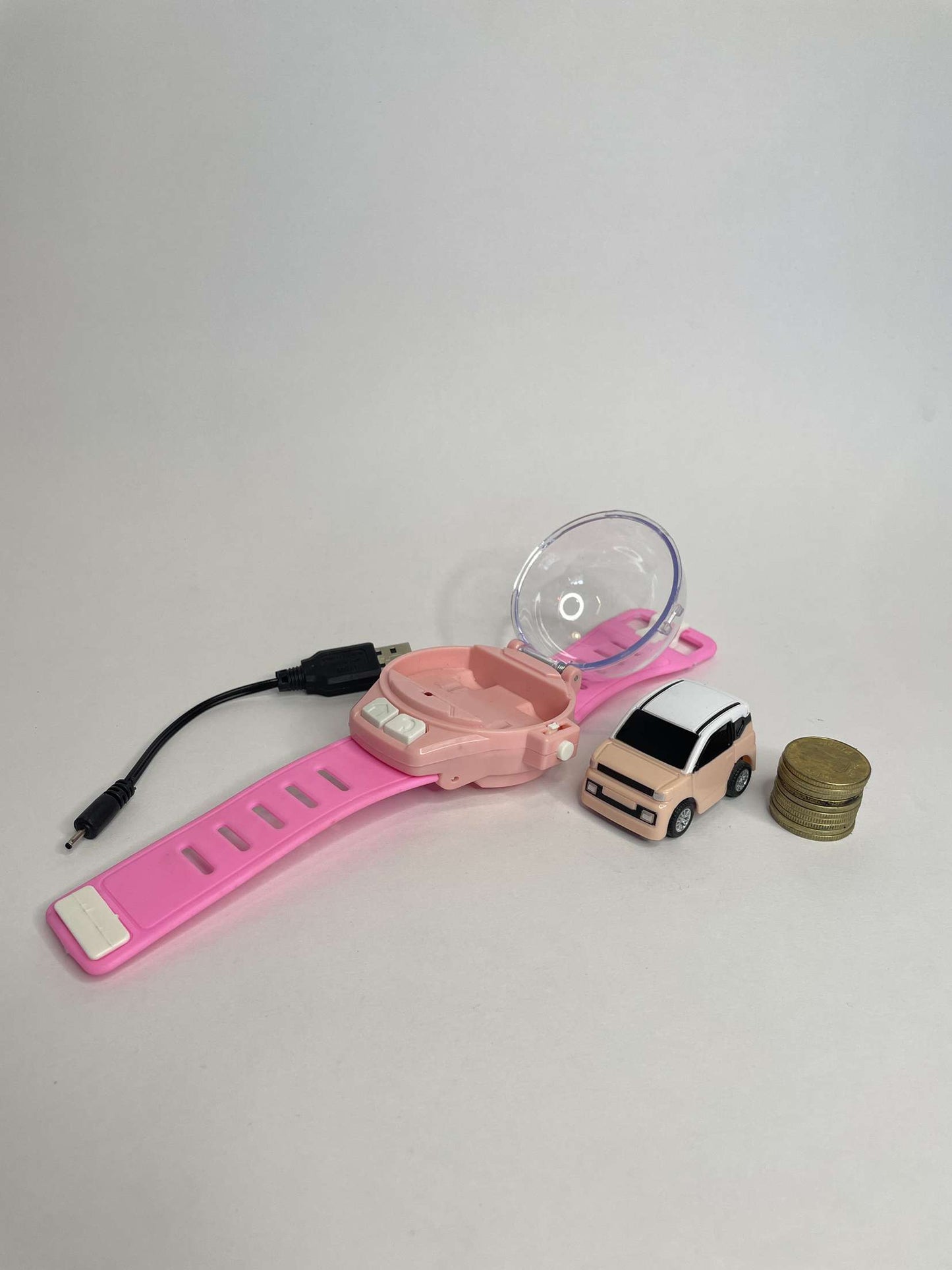 World's smallest RC car