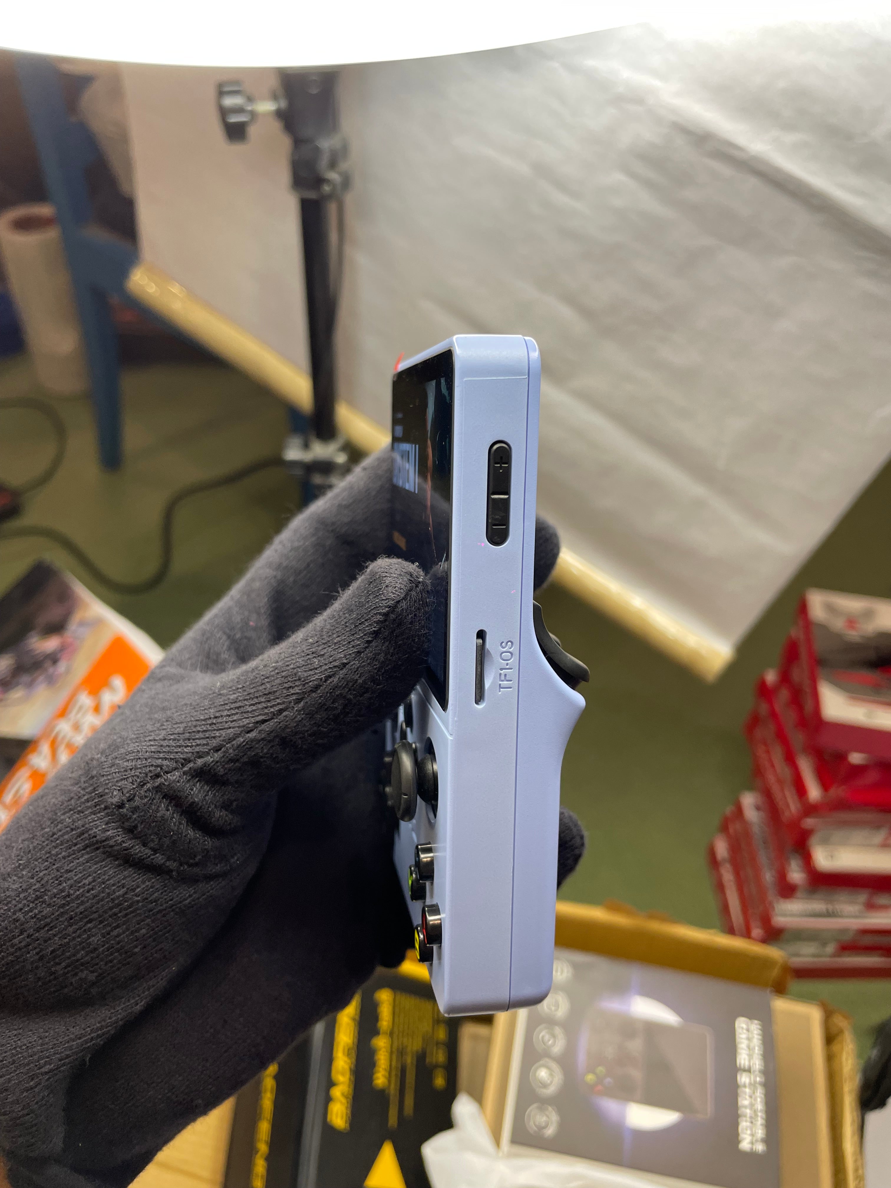 Hand game station (bestseller, personal fav😍) R35s(15k games inbuilt+ expandable)