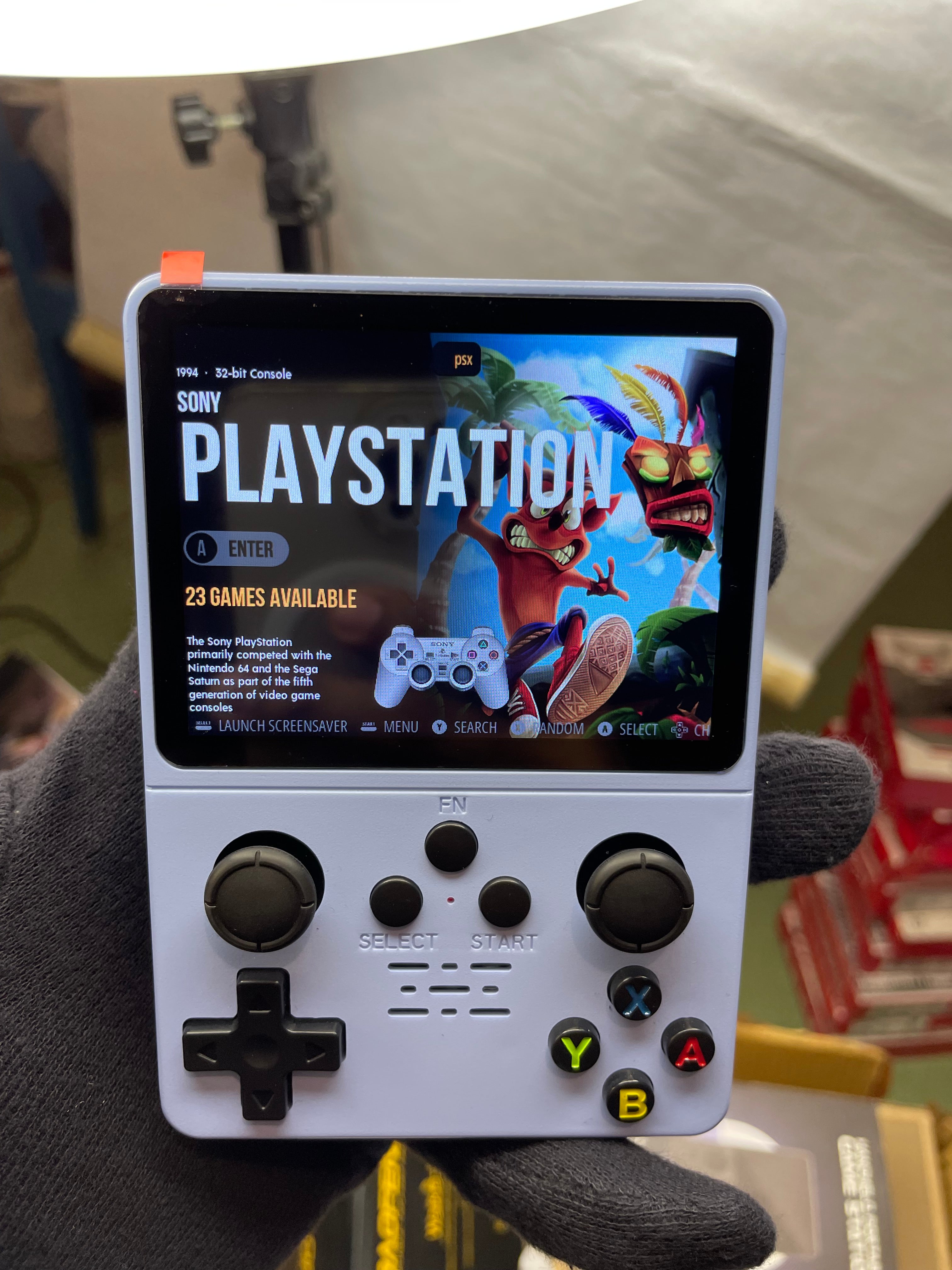 Hand game station (bestseller, personal fav😍) R35s(15k games inbuilt+ expandable)