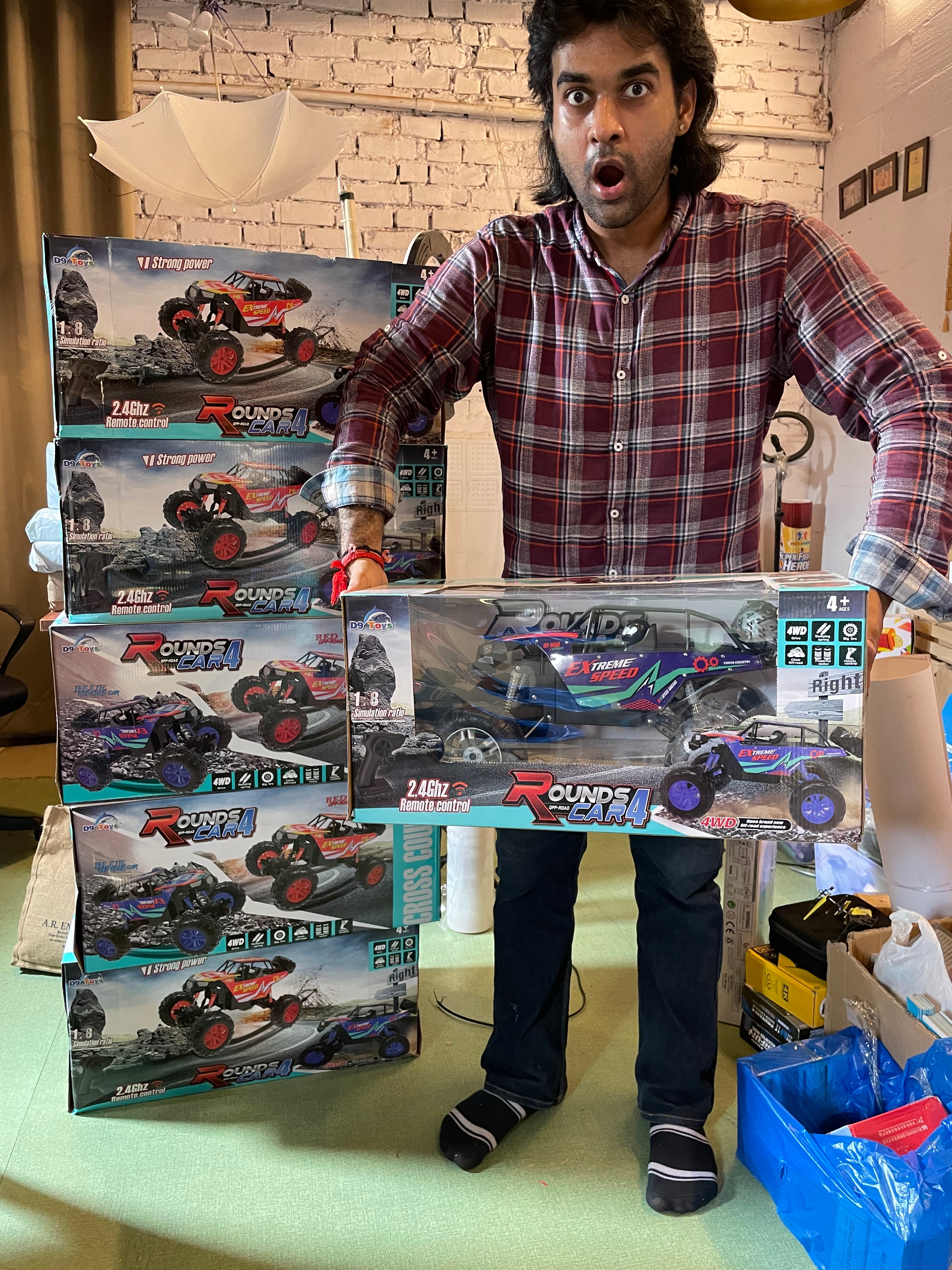 Biggest and fastest(4*4) rawk crawler car  (bestseller, recommended to buy)