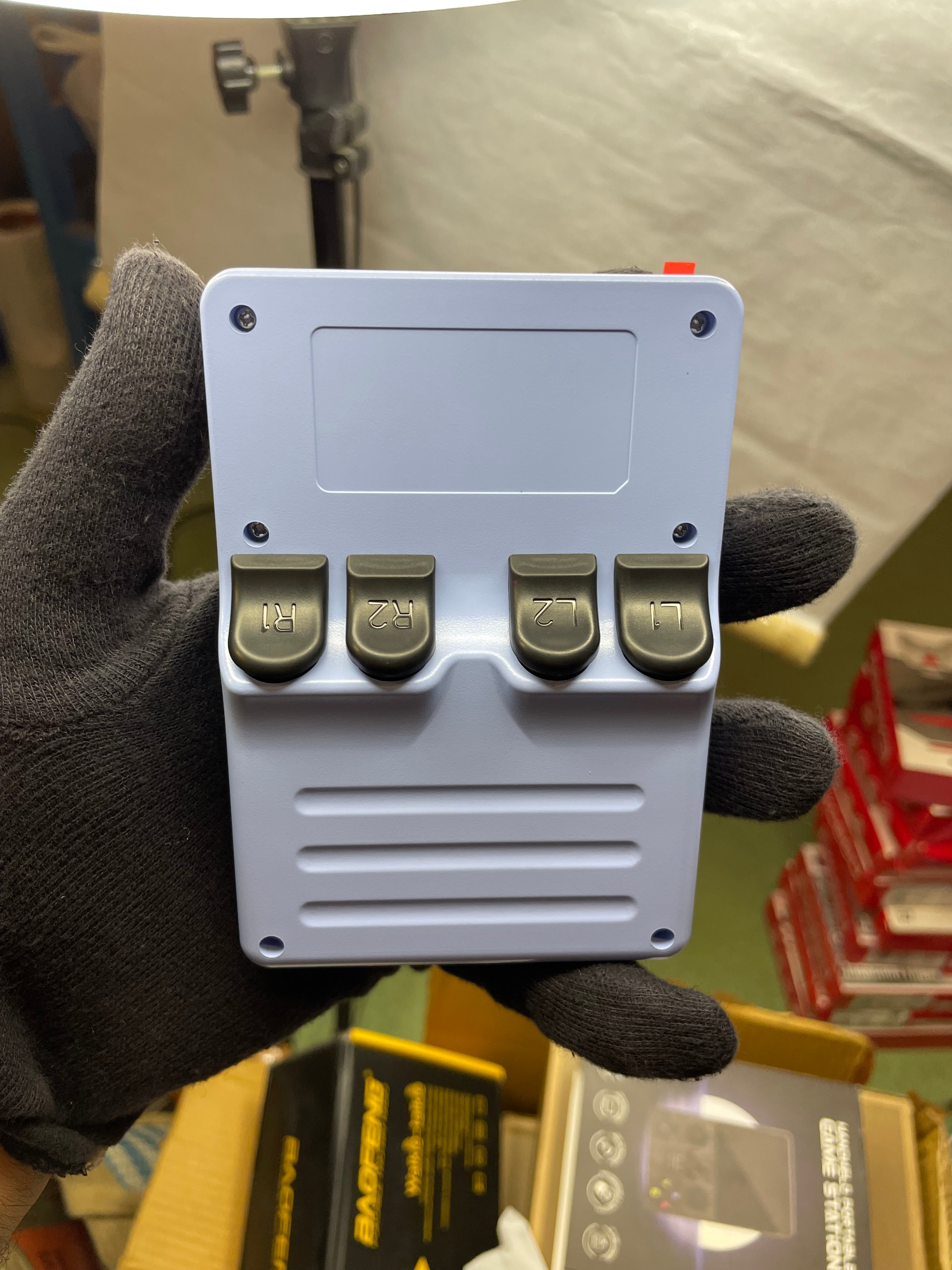 Hand game station (bestseller, personal fav😍) R35s(15k games inbuilt+ expandable)