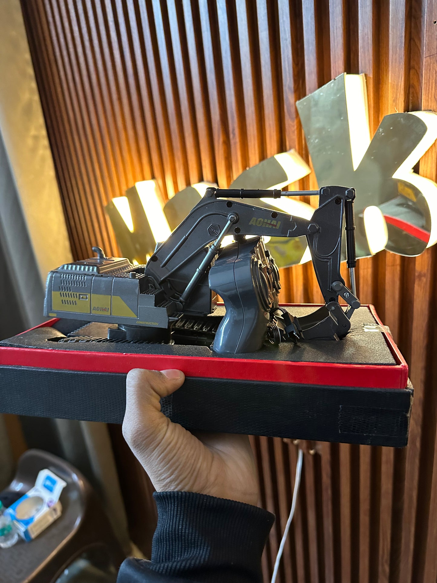 Metal jcb